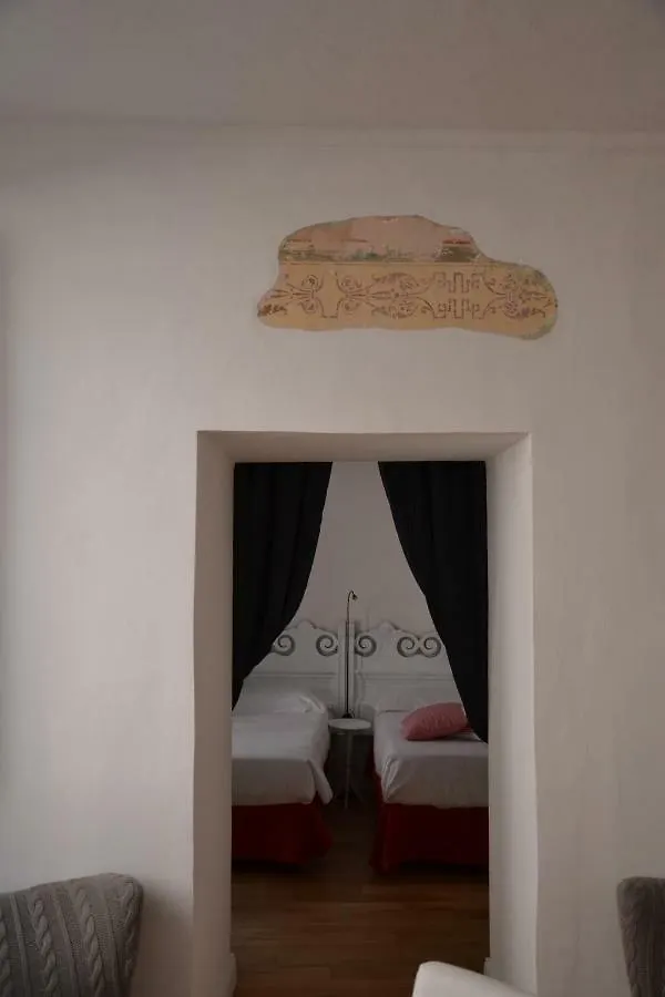 Apartment Ferienwohnung Dimora Storica - Palazzo Barabesi Siena